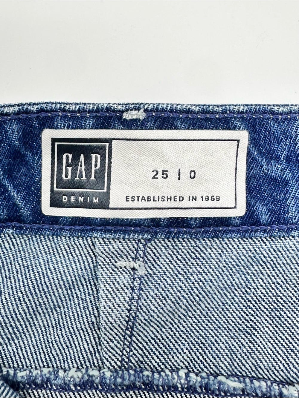 GAP Denim A-line Midi Skirt Size 0 Utility Pocket High Waist Medium Blue Wash - Picture 5 of 15